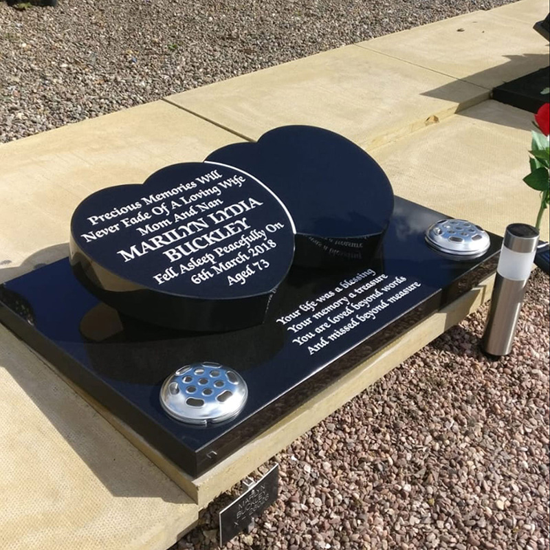 Traditional Kerbed Memorial